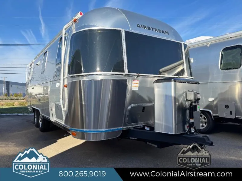 2026 Airstream Flying Cloud 25FB - Photo 2