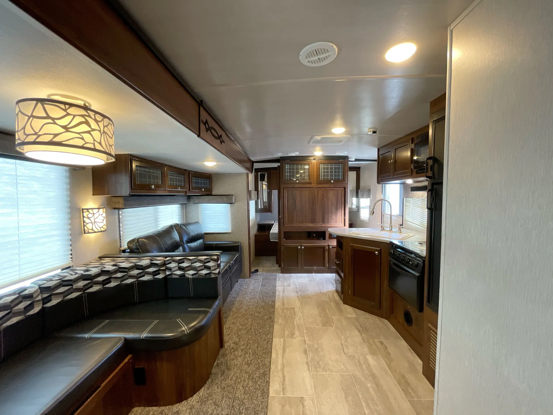 2018 Heartland Mallard M32 - Photo 4