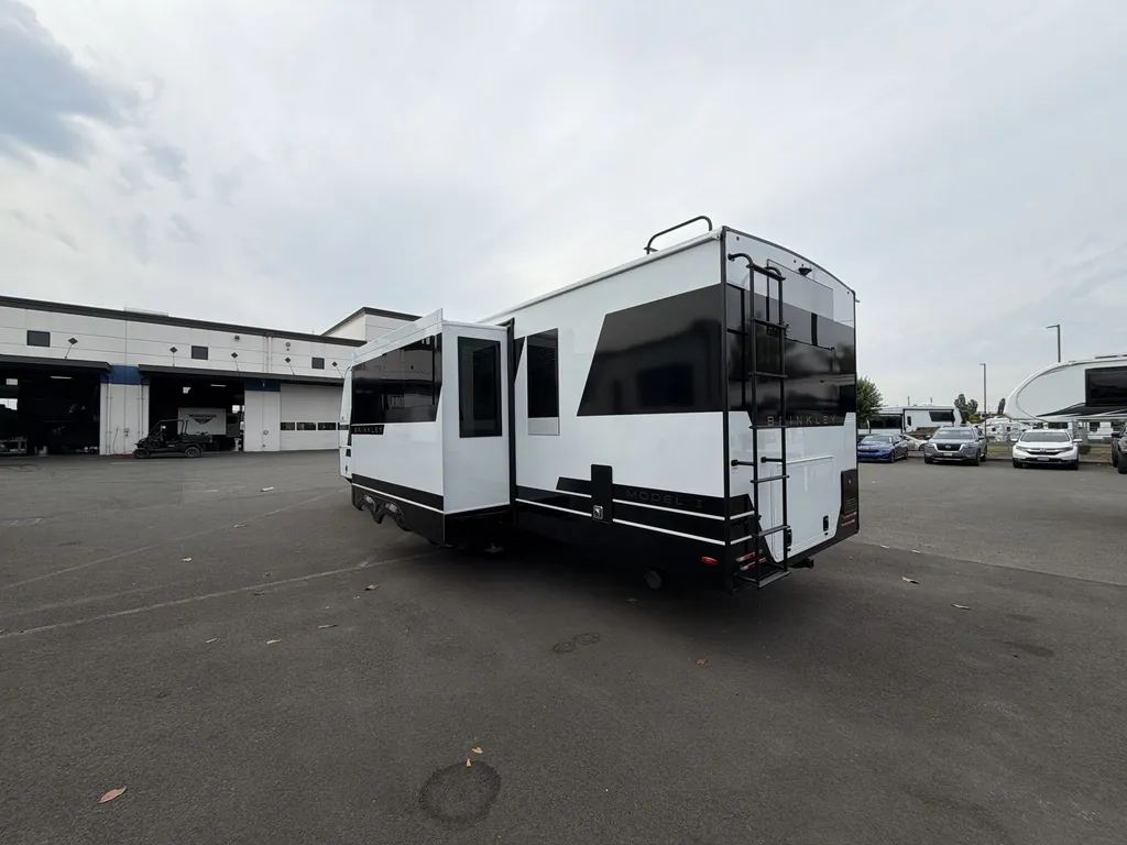 2027 Brinkley Model I 294, Photos photo 6