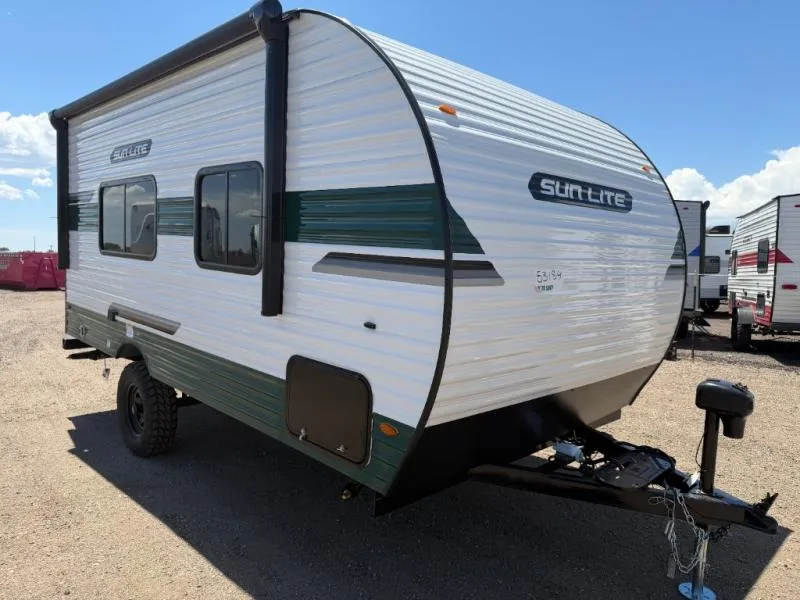 2027 Sunset Park RV Sun Lite 18RD - Photo 4