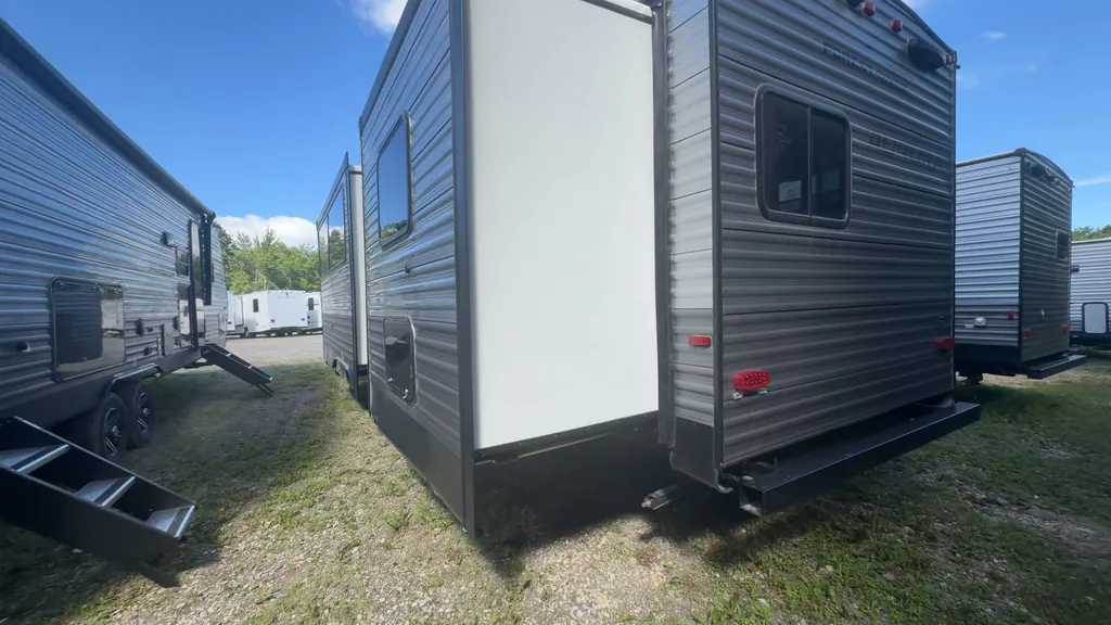 2026 Forest River Aurora 34BHTS 2 QUEEN BEDS, Photos photo 9