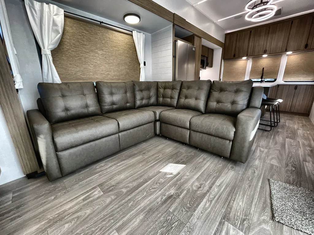 2027 Forest River Salem Villa 40FKP, Photos photo 8
