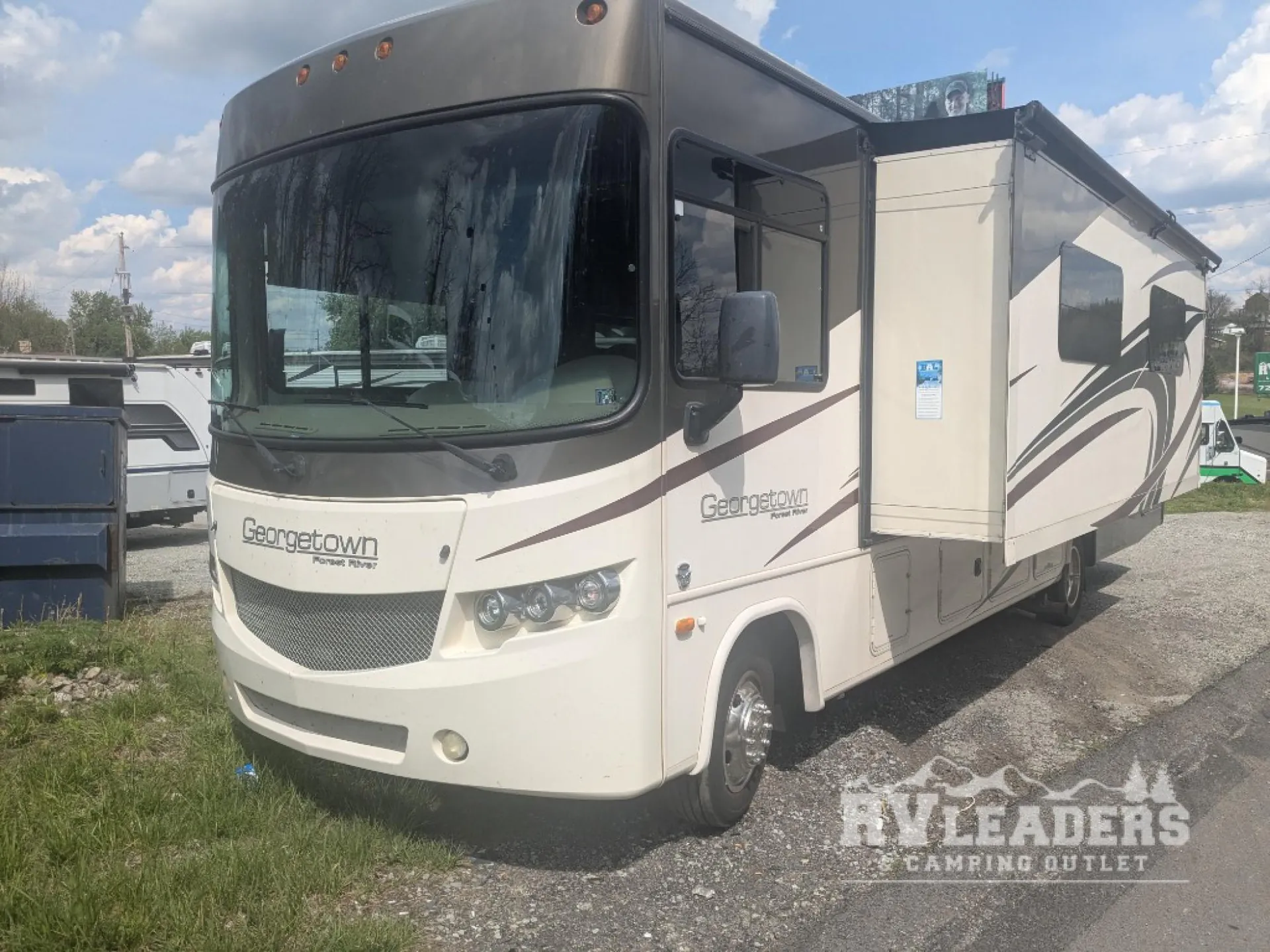 2017 Forest River RV Georgetown 335DS - Photo 2