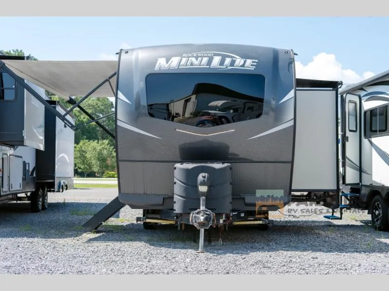 2021 Forest River Rockwood Mini Lite 2104S - Photo 3