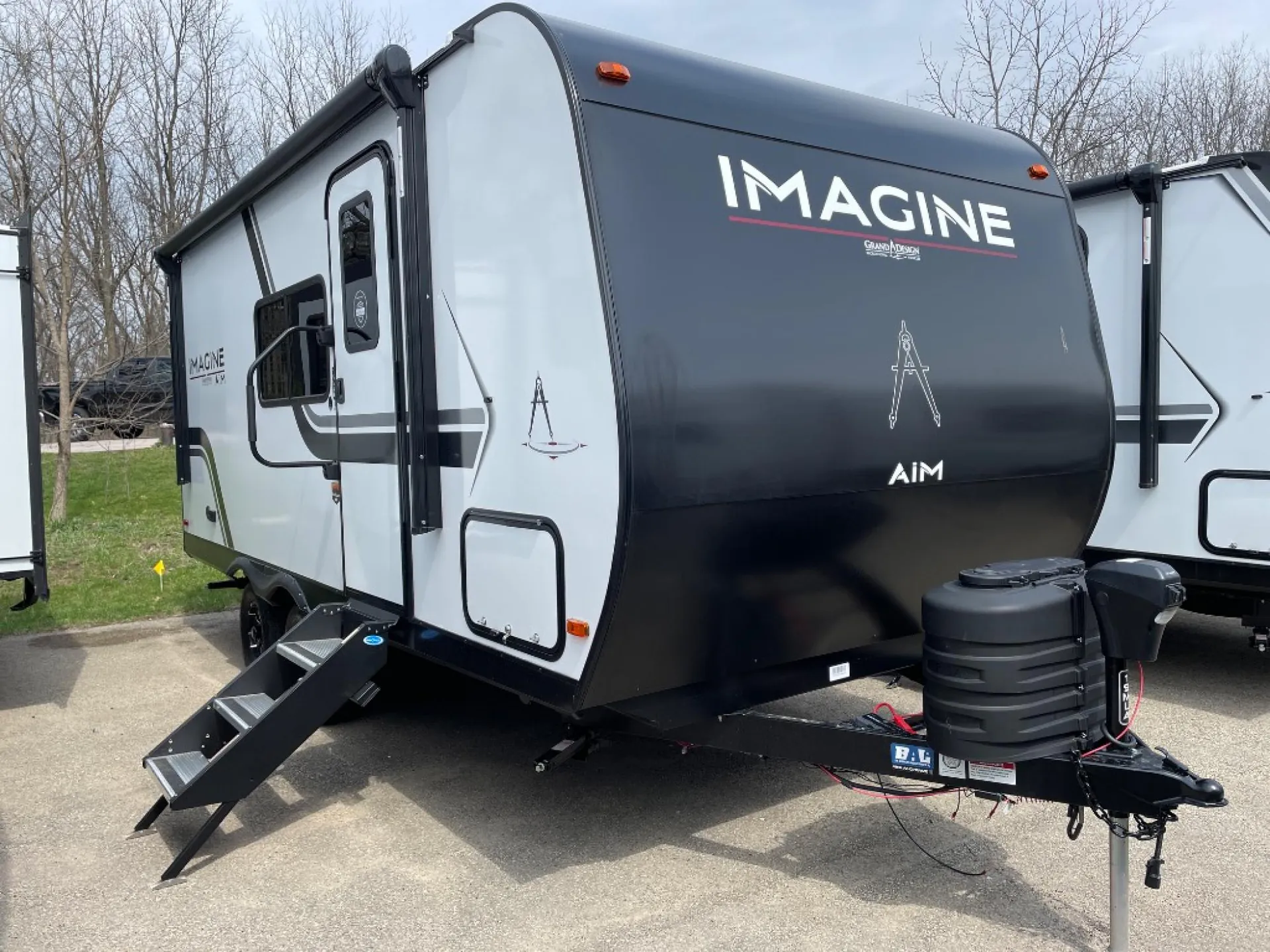 2026 Grand Design Imagine AIM 19MLA - Photo 2