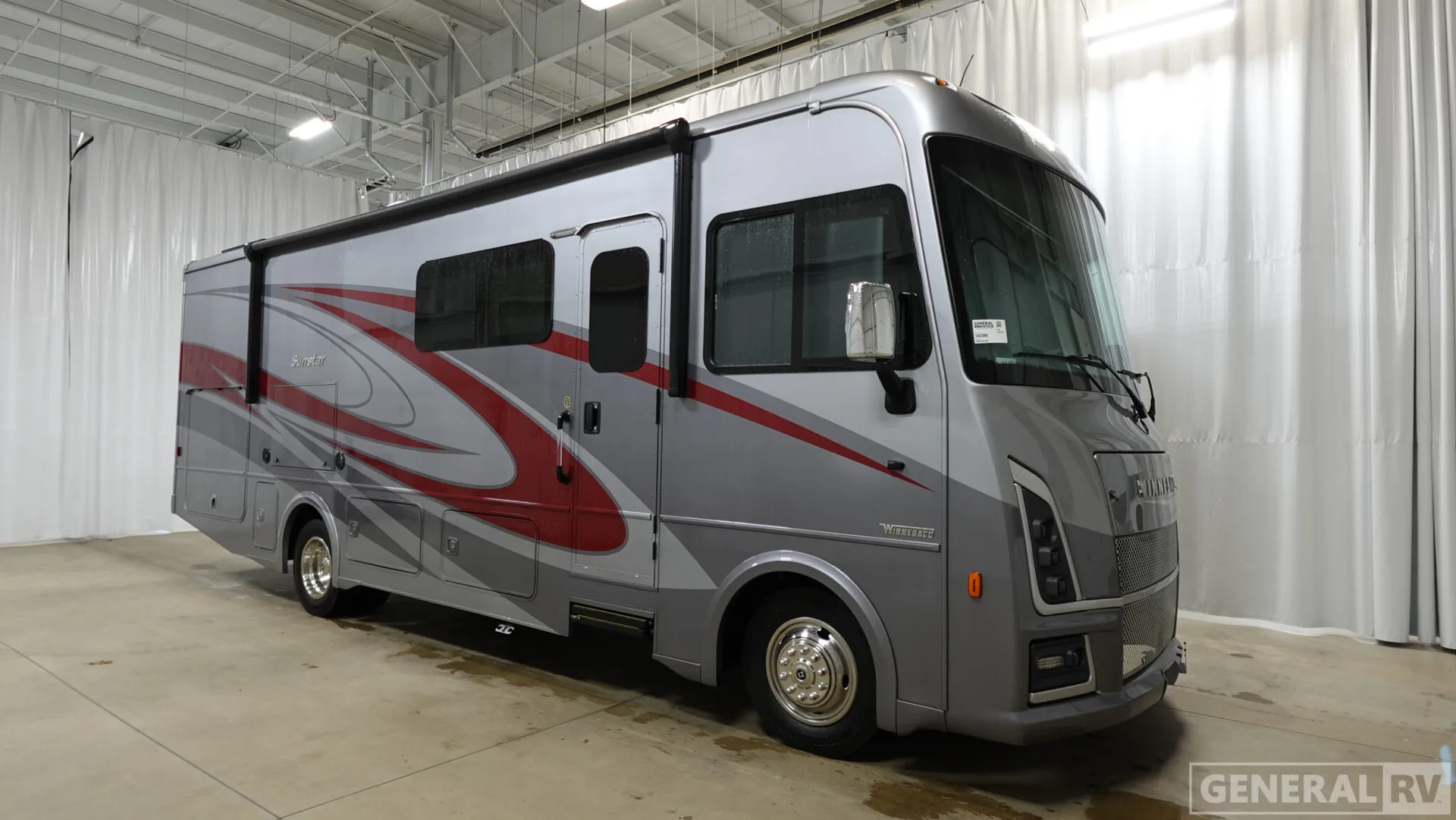 2026 Winnebago Sunstar 29V - Photo 2