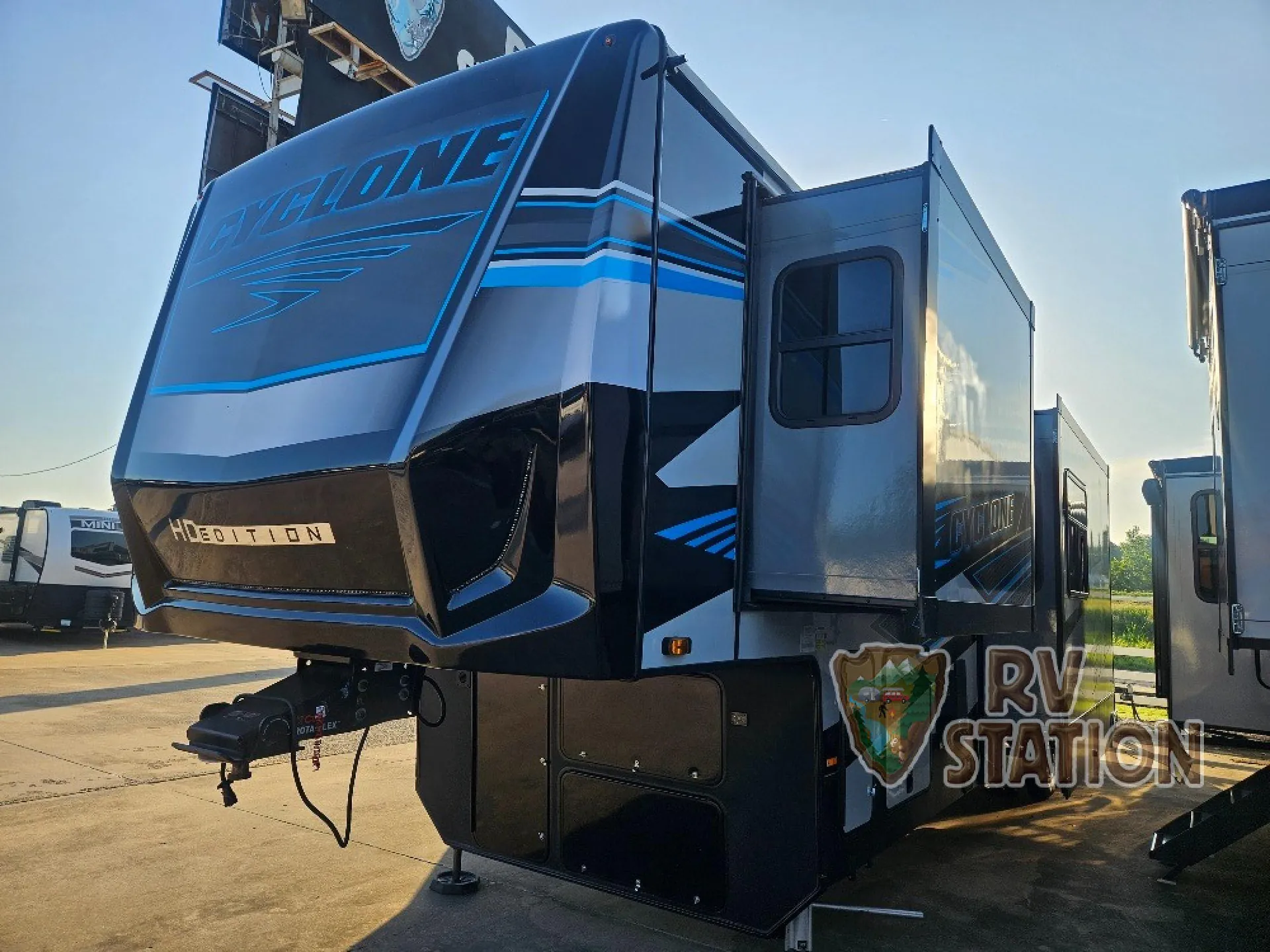2023 Heartland Cyclone 4014C