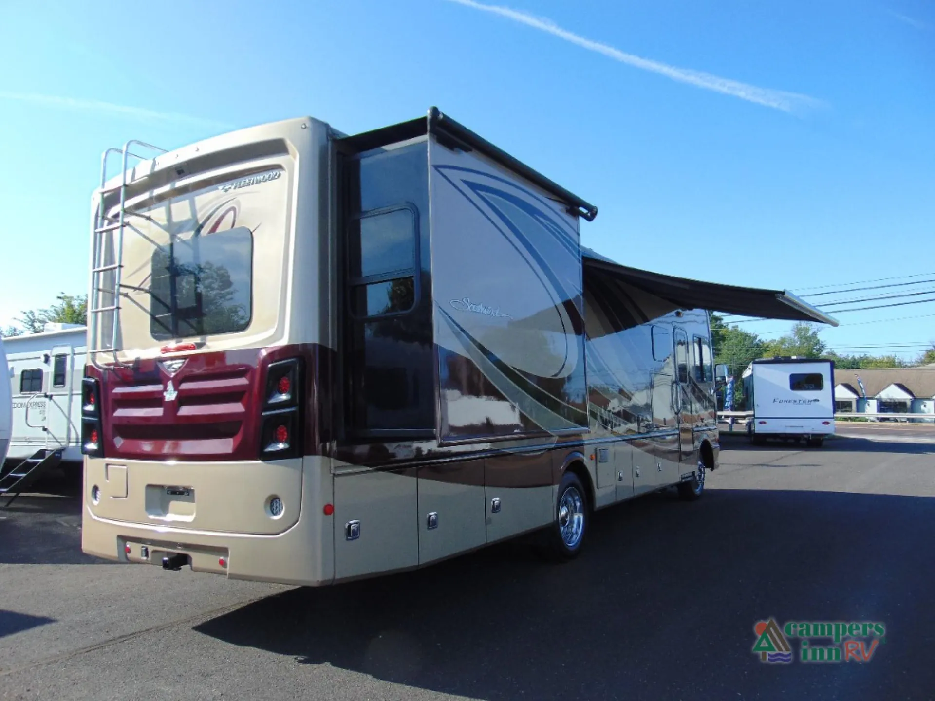 2018 Fleetwood Southwind 34C - Photo 3