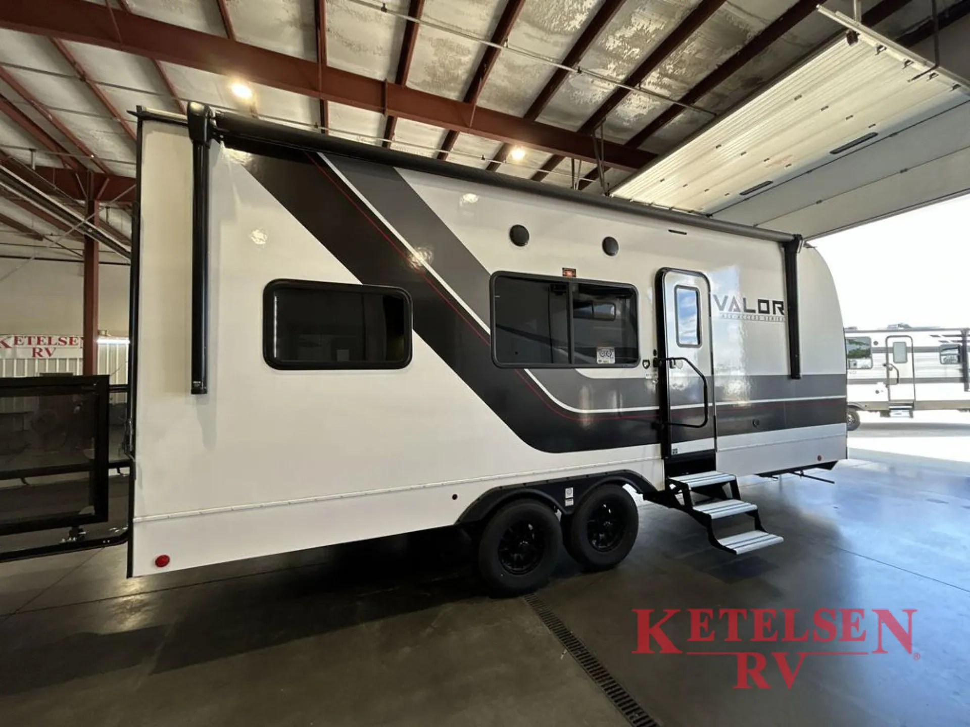 2024 Alliance RV Valor 21T15 - Photo 2