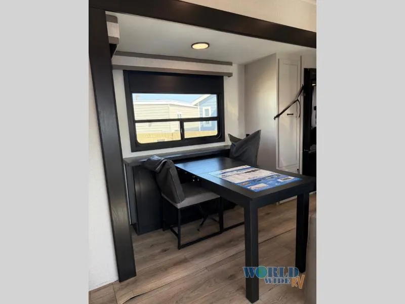 2026 Jayco Seismic 399 - Photo 4