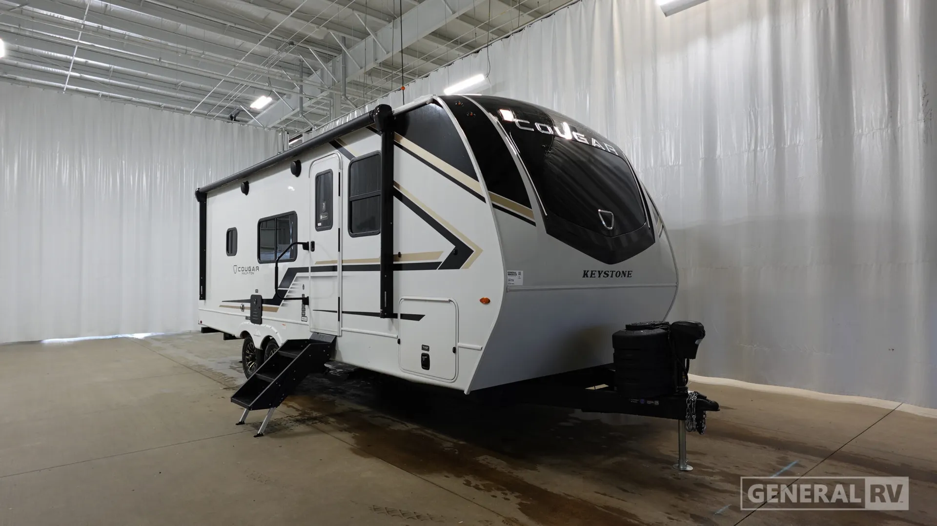 2026 Keystone Cougar Half Ton 22MLS - Photo 2