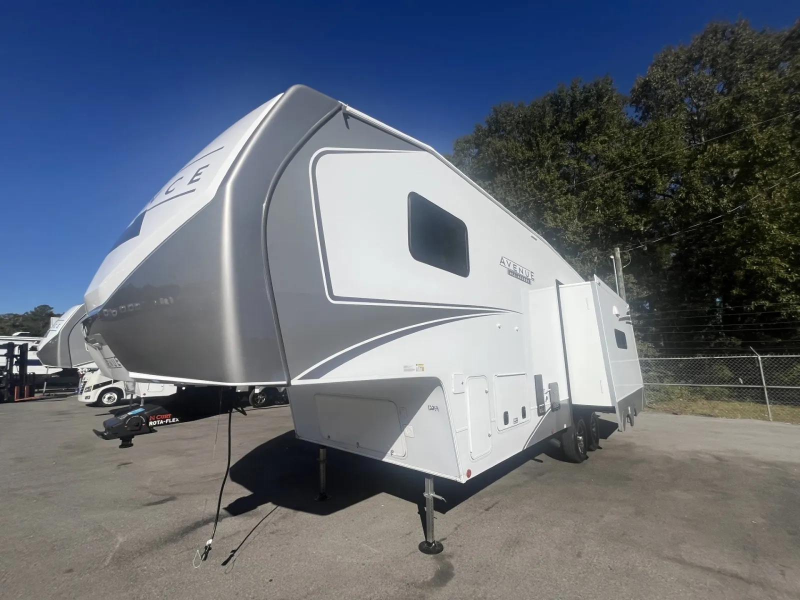 2026 Alliance RV Avenue 29RL - Photo 4