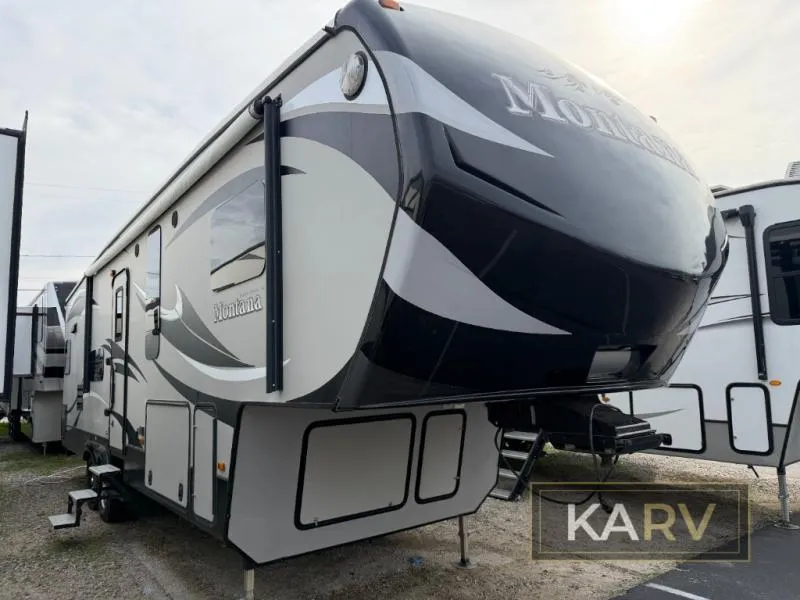 2014 Keystone RV Montana High Country 293RK - Photo 4
