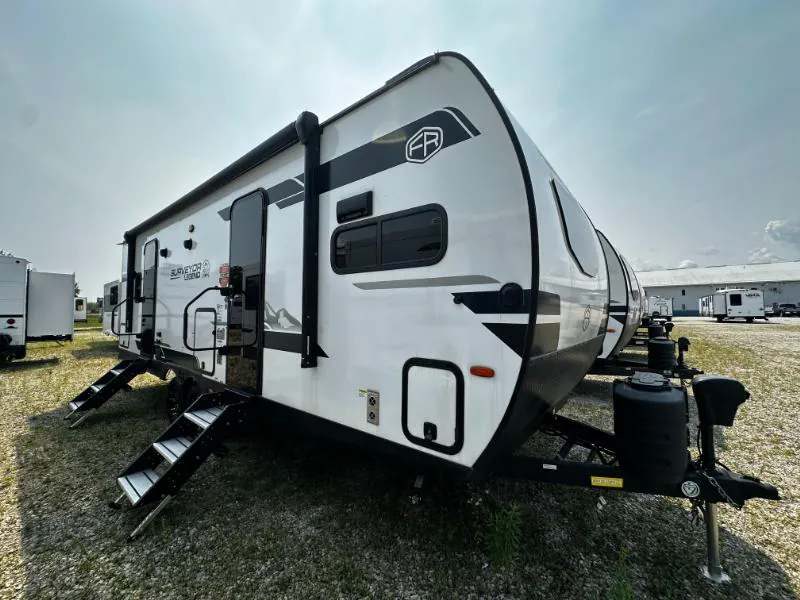 2025 Forest River Surveyor Legend 235FKLE - Photo 2