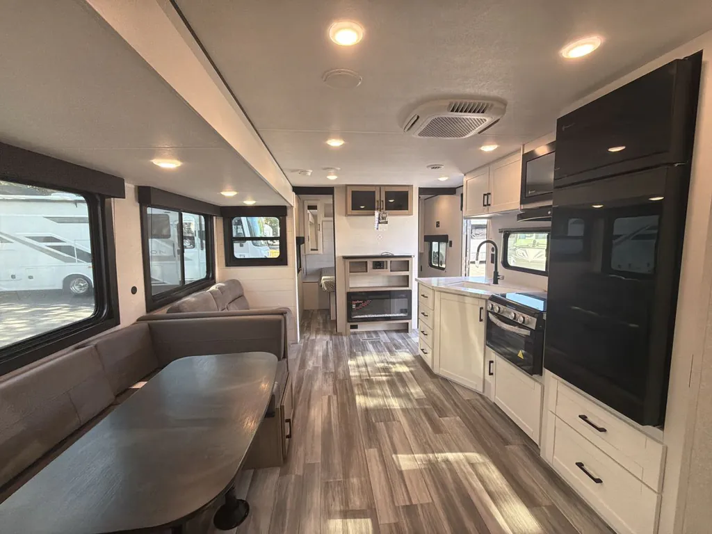 2026 Jayco Jay Flight SLX 321BDS, Photos photo 22