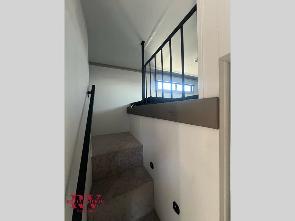 2026 Keystone Montana High Country 377FL, Photos photo 15