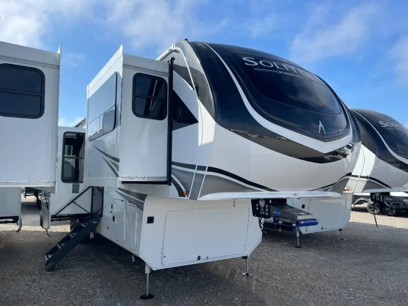 2026 Grand Design Solitude 380FL - Photo 2