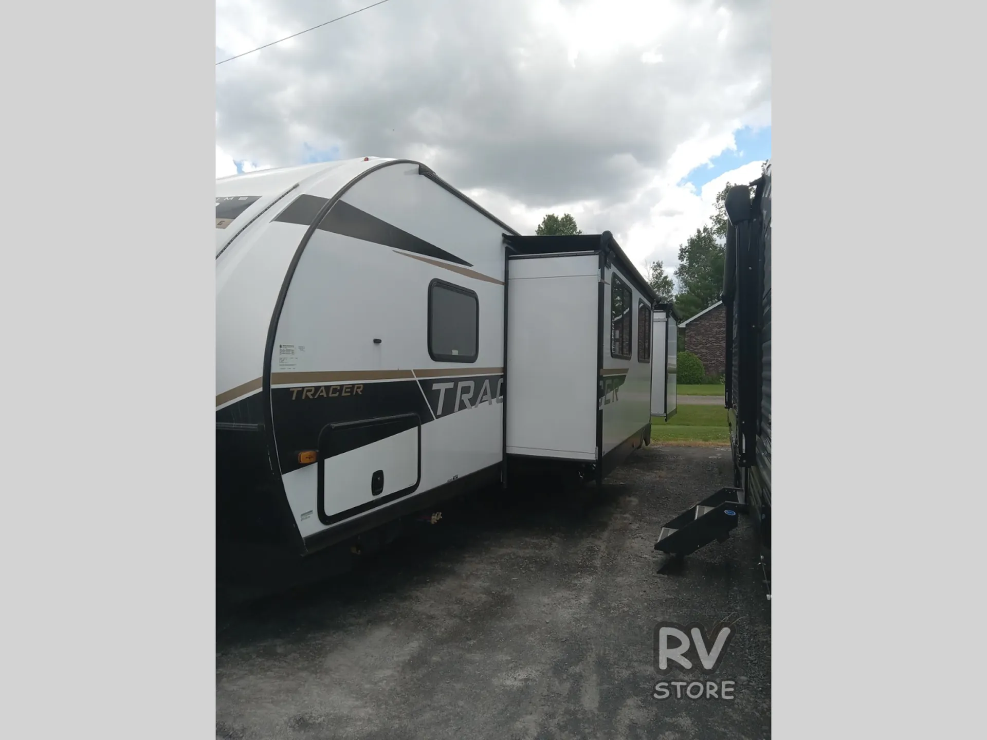 2024 Prime Time Tracer 32DSB - Photo 4