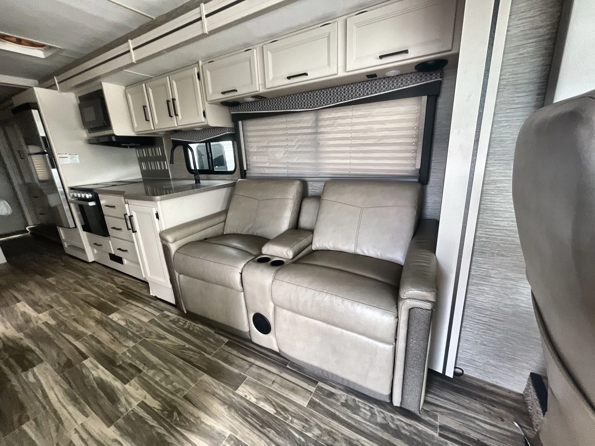 2023 Thor Motor Coach Ace 29D — living area main