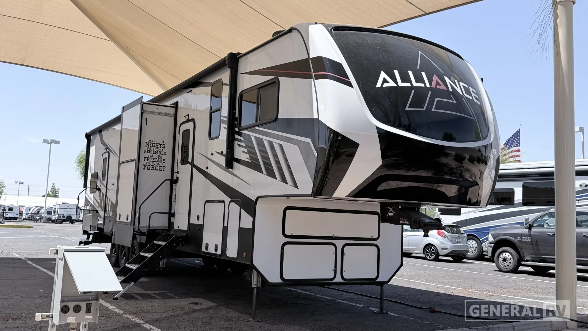 2022 VALOR 40V13 - Main photo