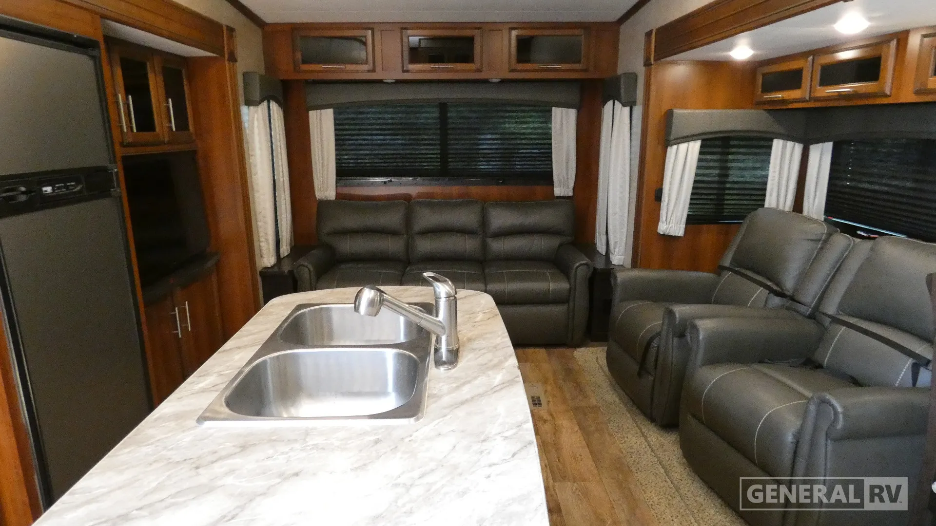 2018 Jayco Eagle HT 28.5RSTS - Photo 3