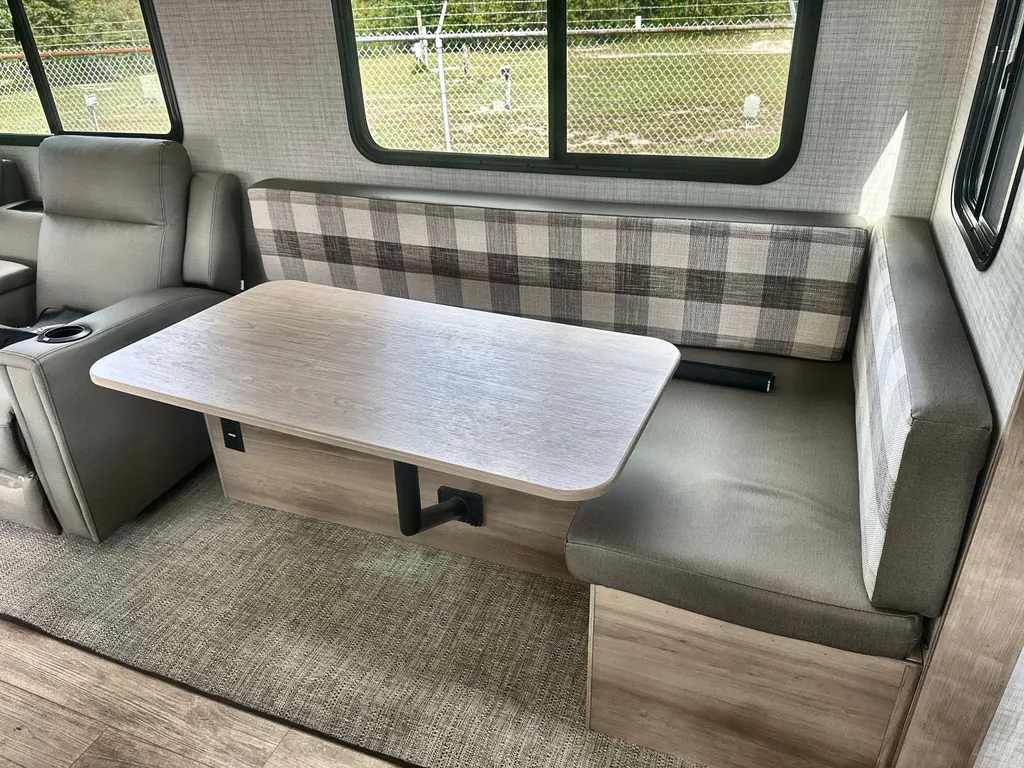 2026 Forest River Solaire 3060RKTS, Photos photo 6
