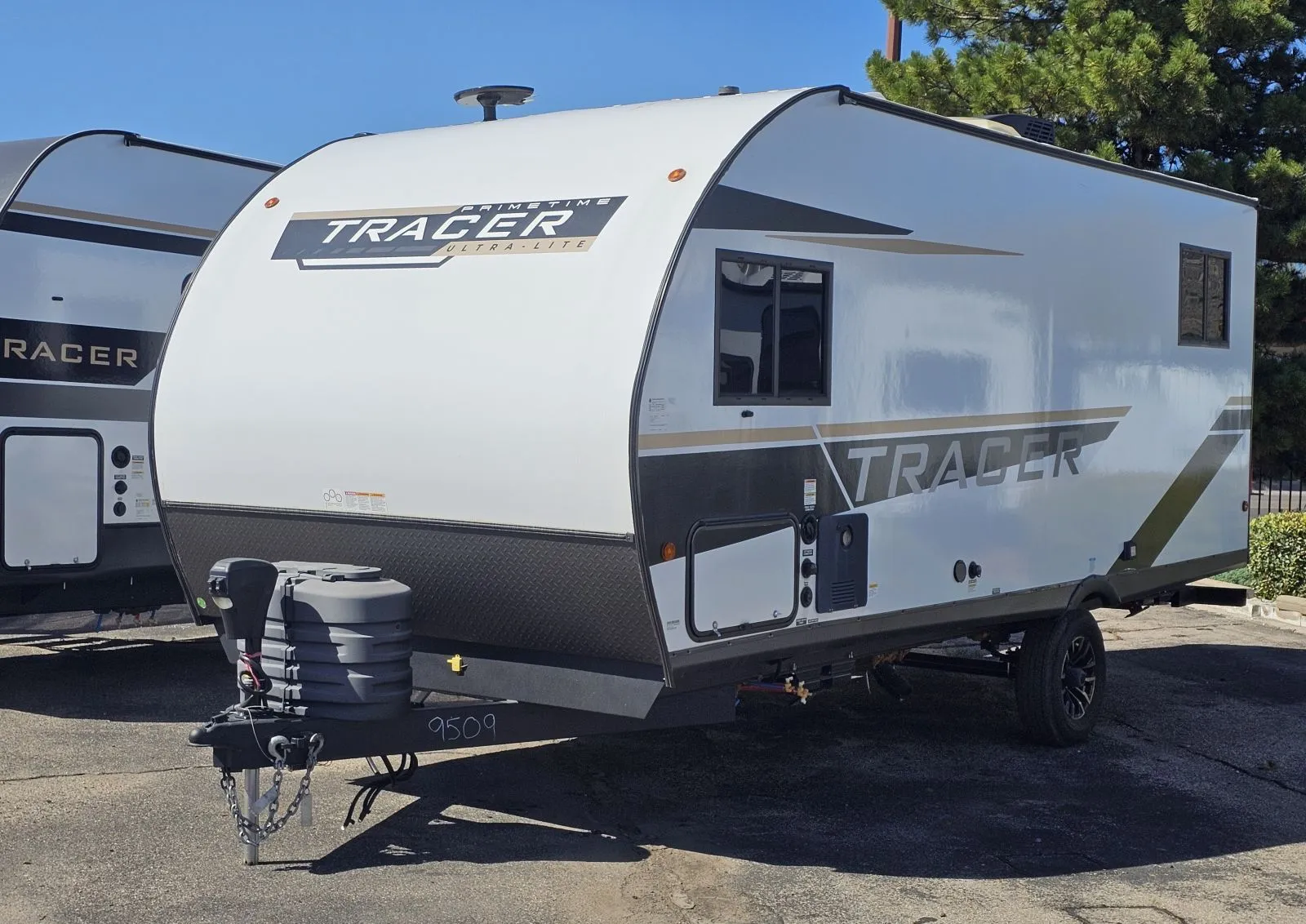 2025 Prime Time Tracer 170RS - Photo 3