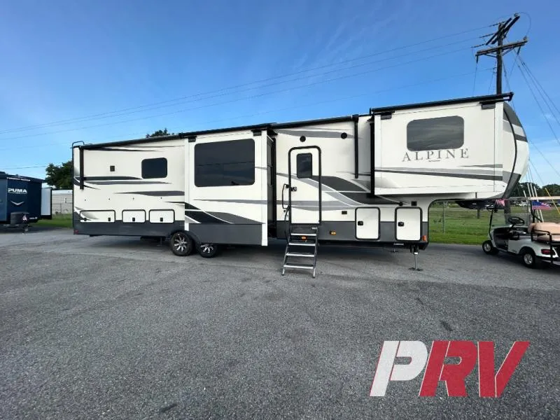 2021 Keystone Alpine 3700FL - Photo 3