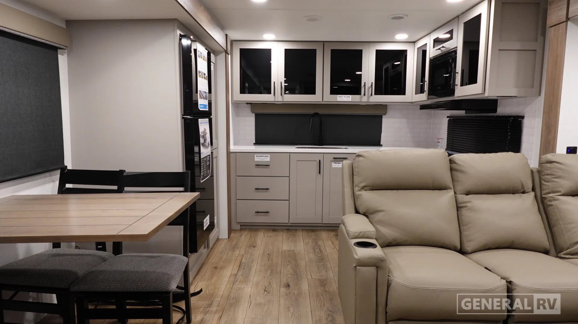 2027 Alliance RV Delta 284RK - Photo 3