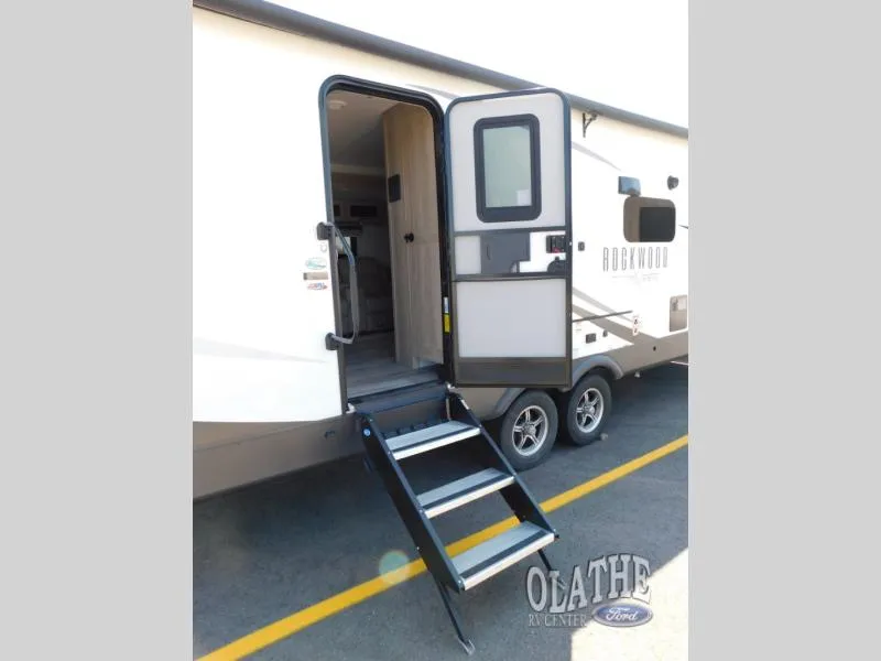 2024 Forest River Rockwood Ultra Lite 2606WS - Photo 3