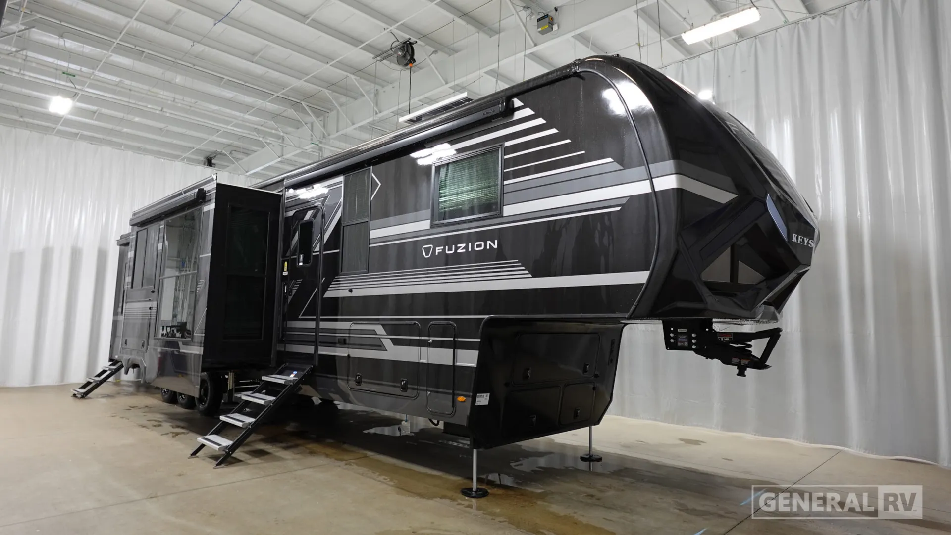 2026 Keystone Fuzion 440 - Photo 2