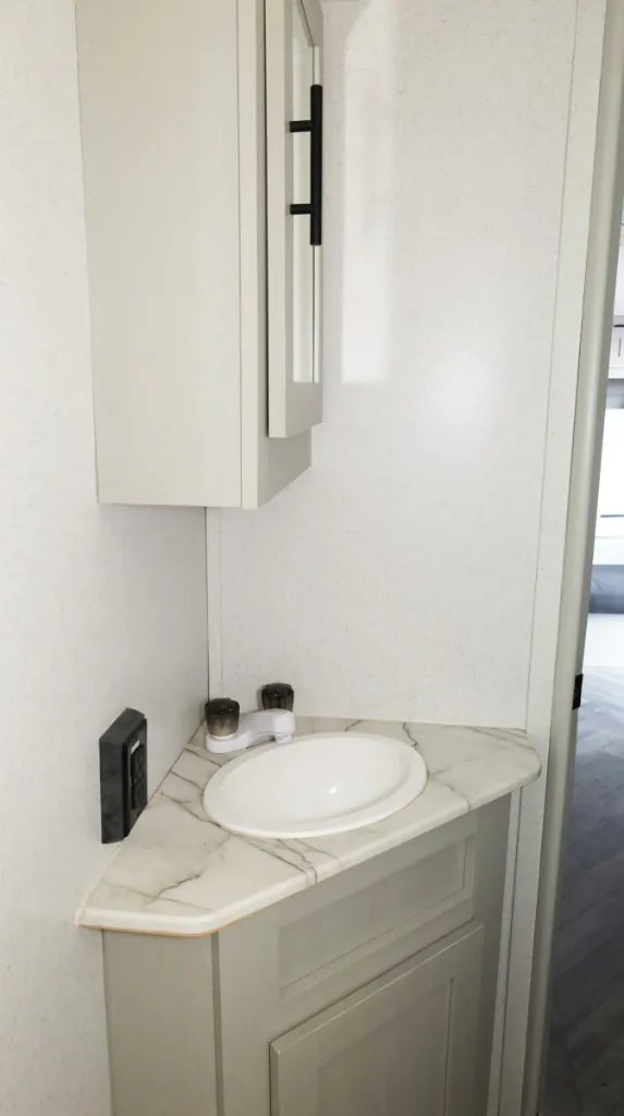2022 Forest River Wildwood FSX 178BHSK, Photos photo 14