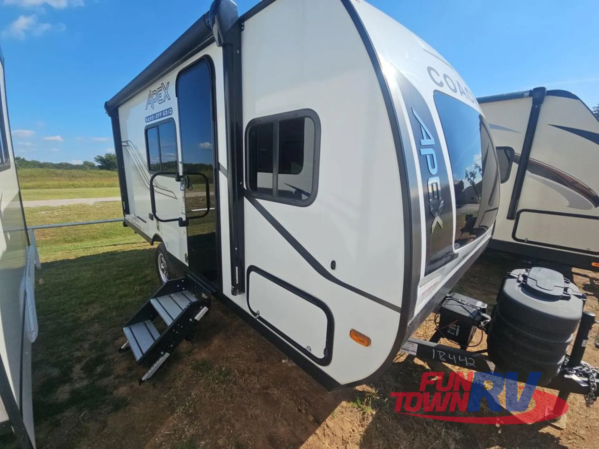 2025 Coachmen Apex Nano 194BHS dealer photo 1 from Fun Town RV