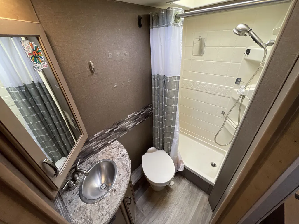2019 Thor Motor Coach Freedom Elite 22FE, Photos photo 19