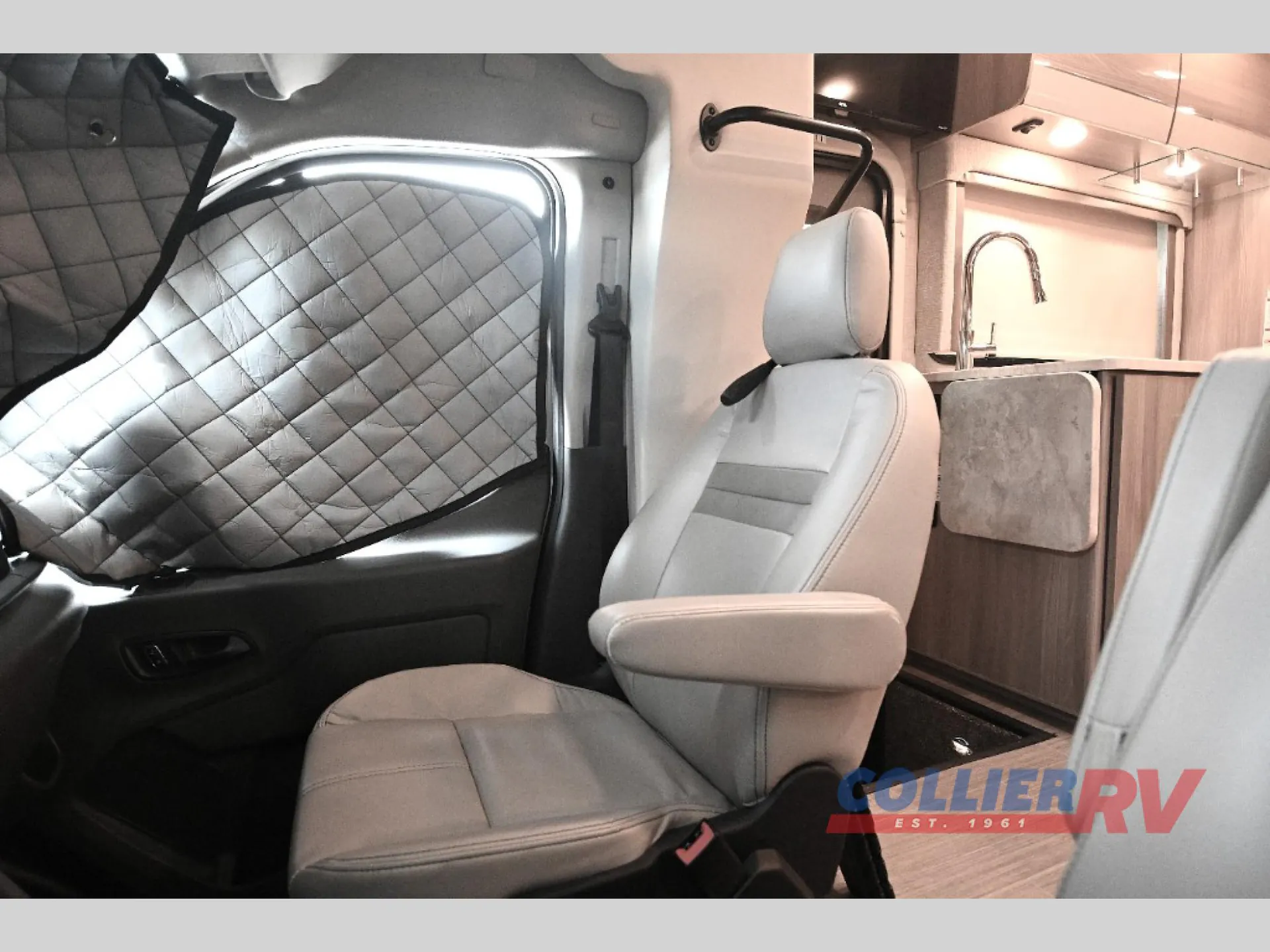 2023 Thor Motor Coach Gemini AWD 23TW - Photo 4