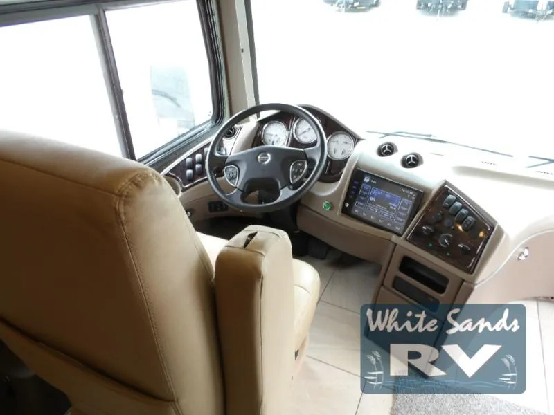 2018 Thor Motor Coach Tuscany 45AT - Photo 4