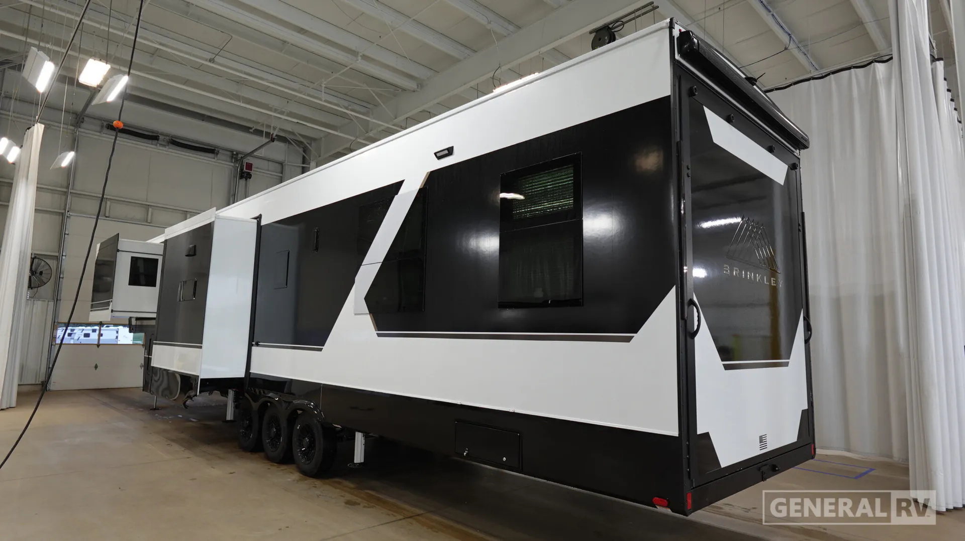 2027 Brinkley Model Gx 4000x - Photo 4