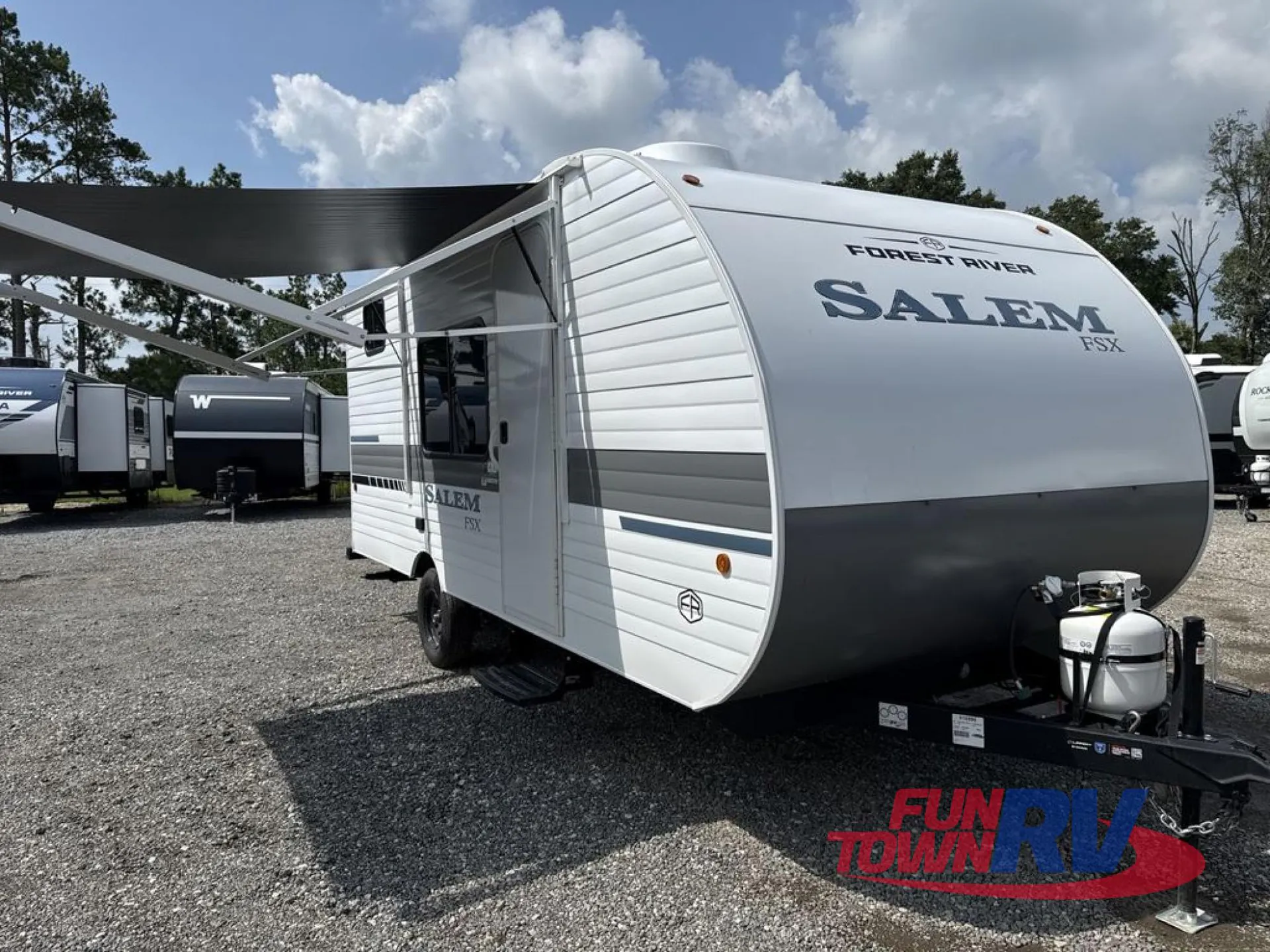 2027 Forest River Salem FSX 174DBLE — Photo 6