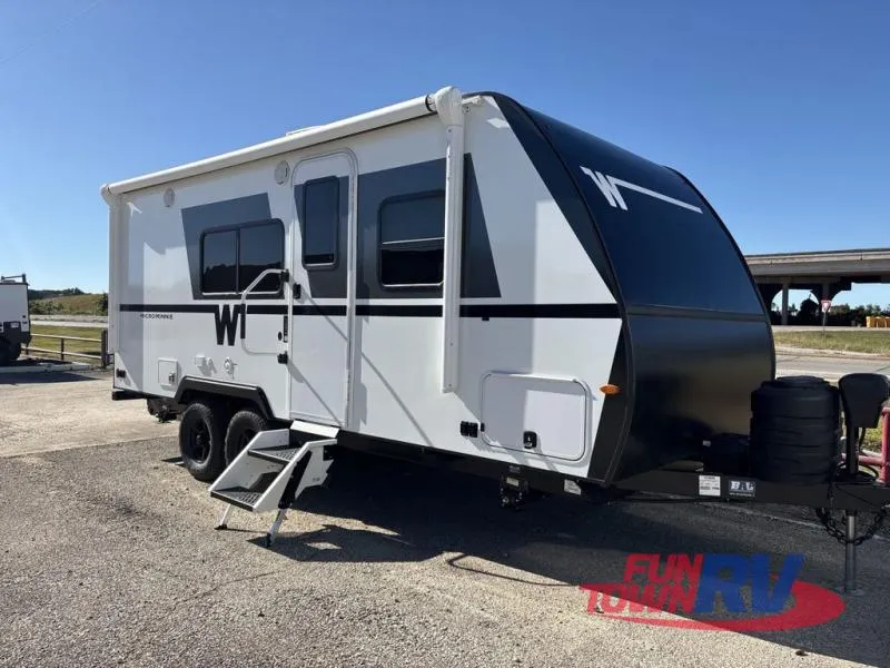 2026 Winnebago Micro Minnie 2108TB - Photo 2