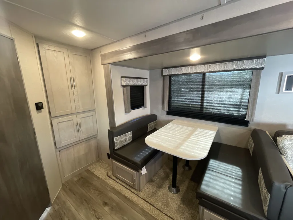 2022 Coachmen Catalina Legacy Edition 243RBS, Photos photo 13