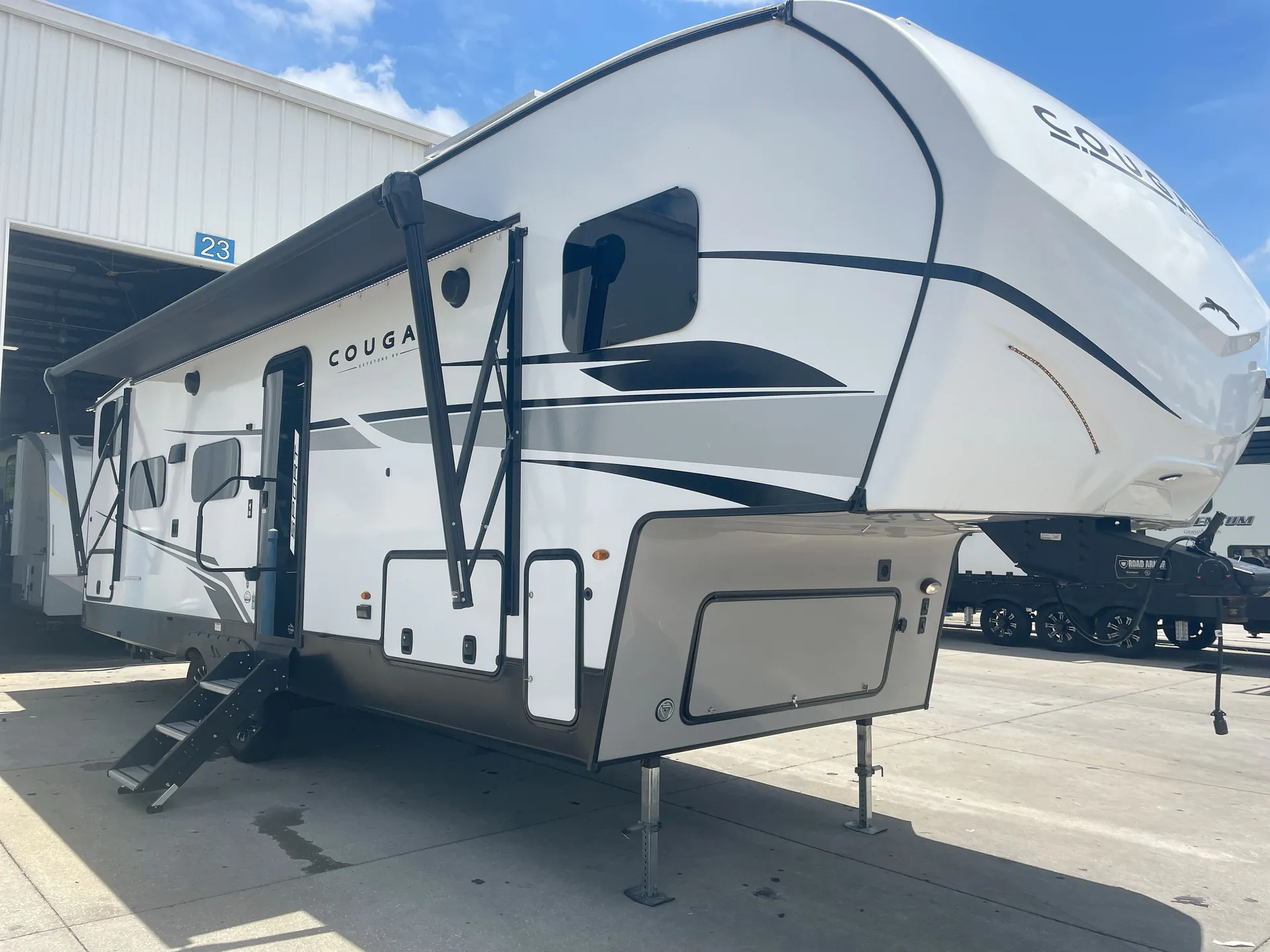 2024 Keystone Cougar Sport 2700BH - Photo 2