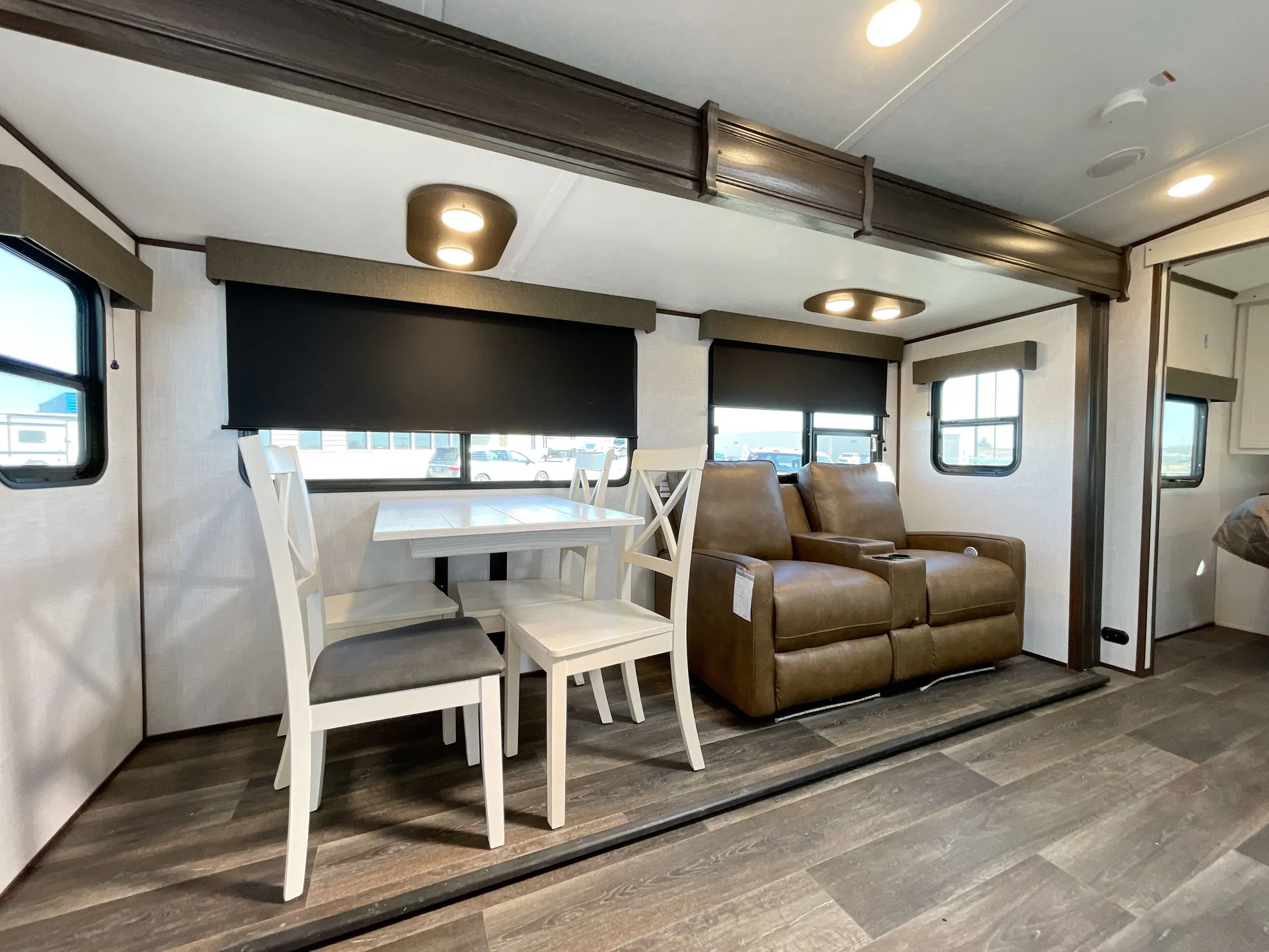 2023 Dutchmen Atlas 2702RB — living area main