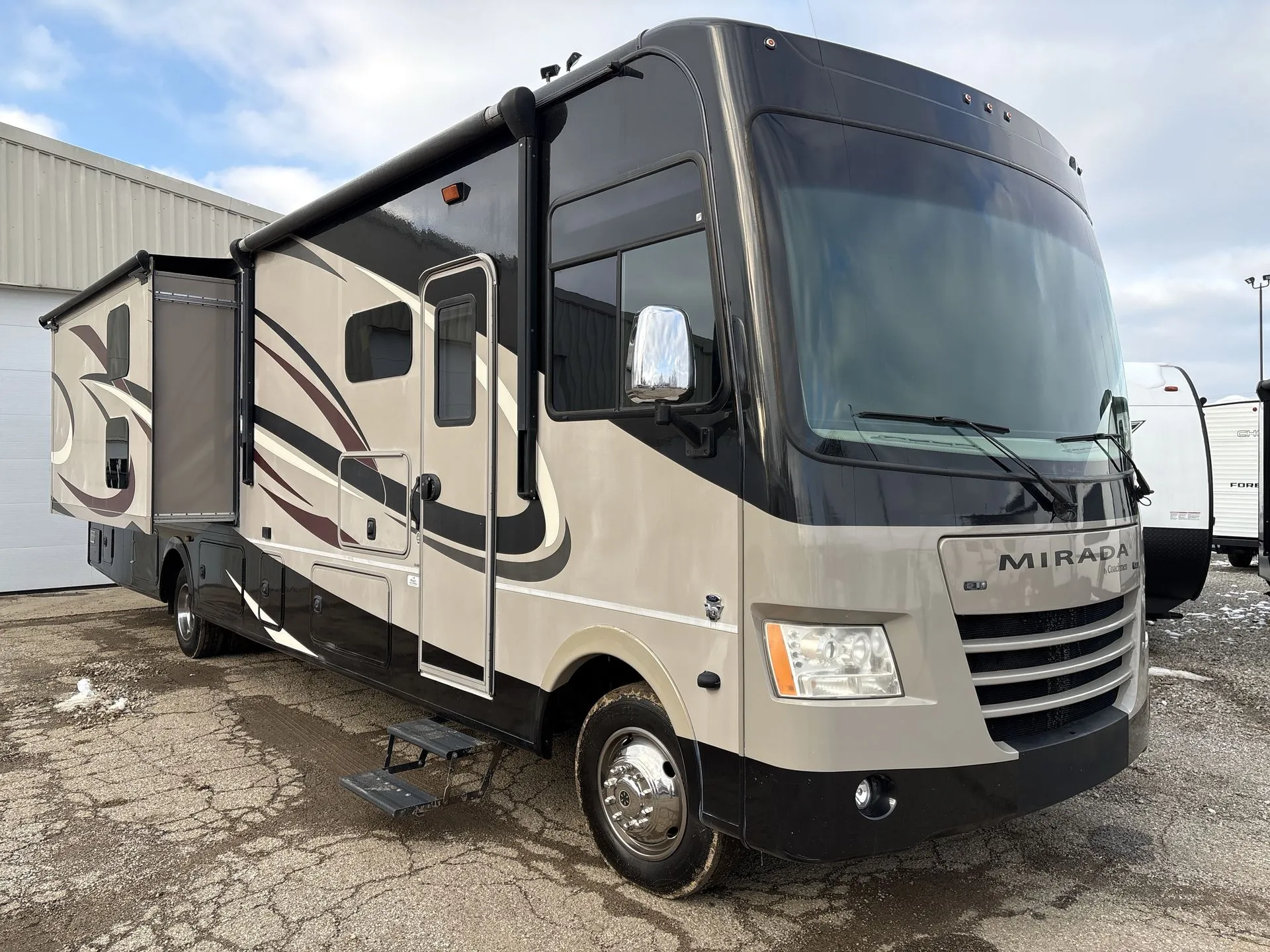 2016 Coachmen Mirada 35BH - Photo 2