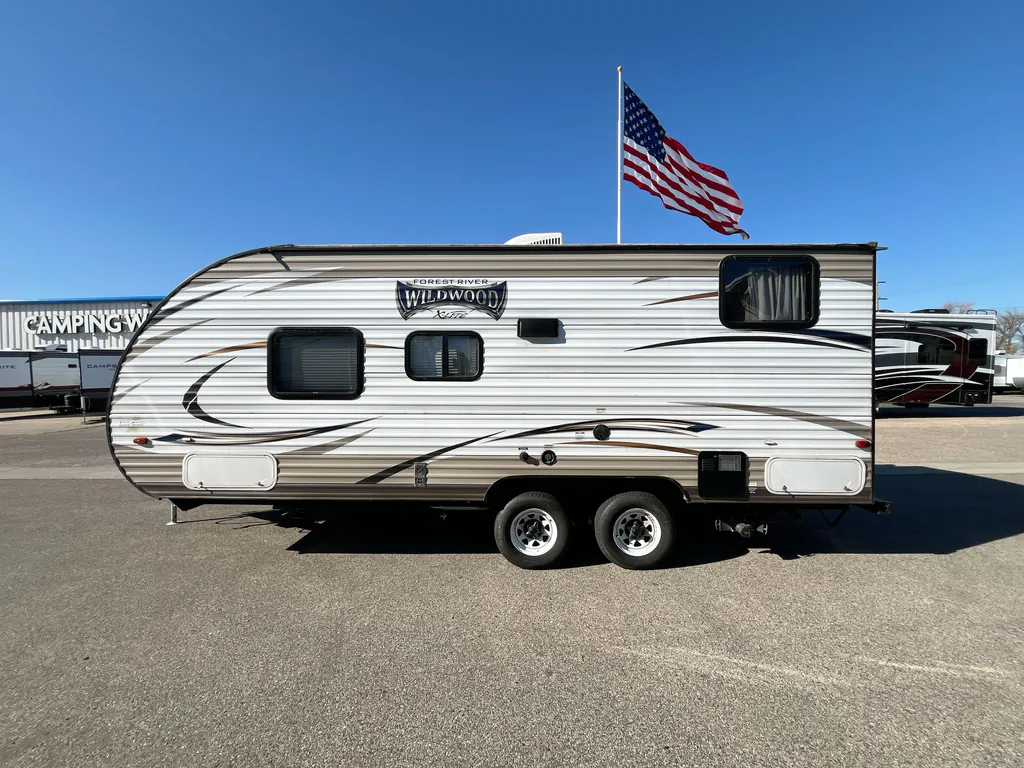 2017 Forest River Wildwood X-Lite 201BHXL, Photos photo 6