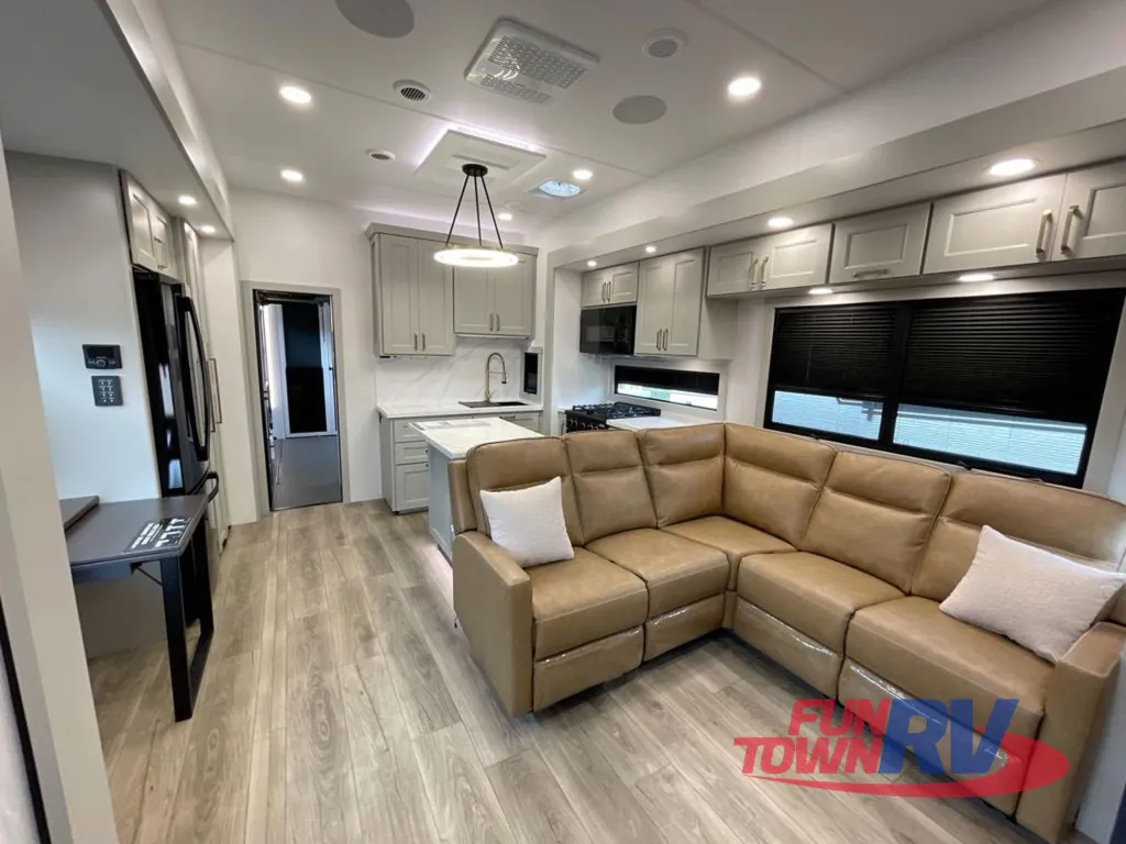 2026 Brinkley Model G 3970, Photos photo 11