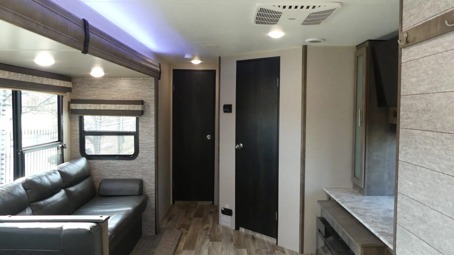 2019 KZ Connect C261RKK - Photo 2