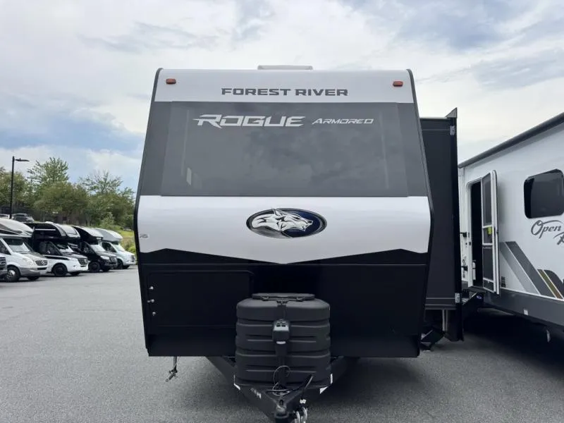 2026 Forest River Vengeance Rogue Armored 26L140 - Photo 3