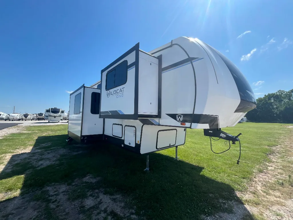 2024 Forest River Wildcat 35FL - Photo 2