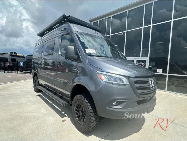 2027 Winnebago Revel Sport 44N - Photo 4