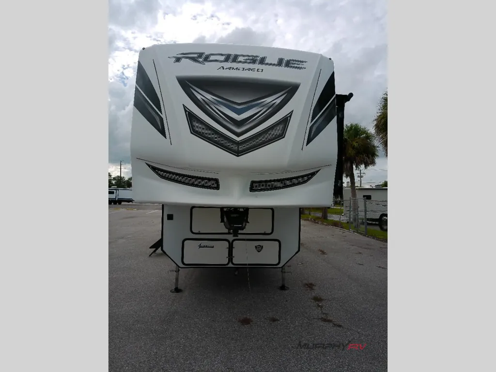 2022 Forest River Vengeance Rogue Armored 351G2, Photos photo 3